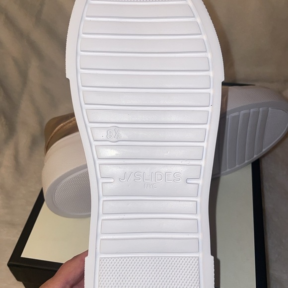 NWT J/SLIDES AMANDA Gold Metallic Sneaker - Picture 16 of 16